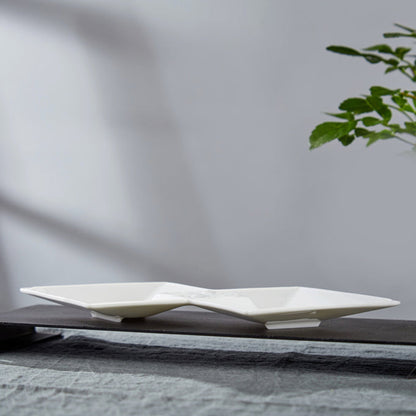 結交四方白瓷雙生方盤側面角度，八方新氣 NewChi Porcelain